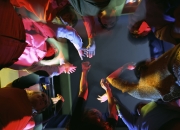 开云体育app-比赛现场狂欢，观众陶醉其中的简单介绍