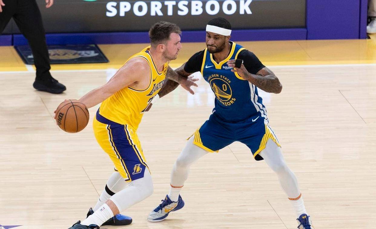 勇士B队险胜独行侠，东契奇一己之力扛起全队的简单介绍