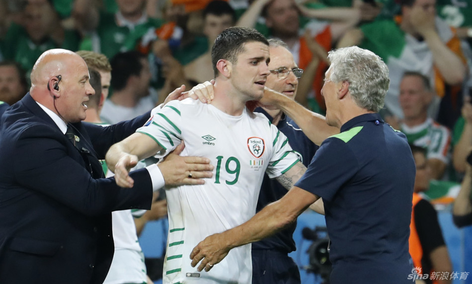 意大利高胜爱尔兰，提早锁定欧洲杯晋级