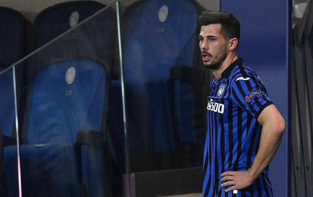 罗马全队努力奋斗，赢得掌声