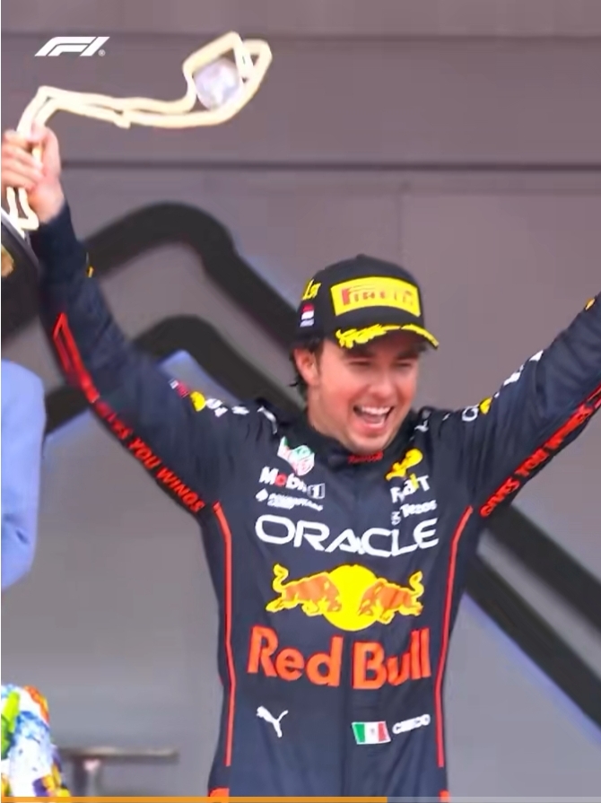 关于法拉利翻盘红牛车队，佩雷兹惊艳四座的信息