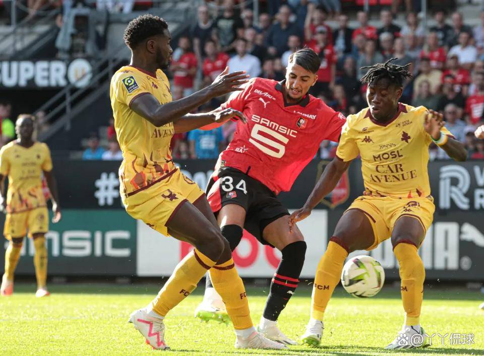 梅斯队在艰难的比赛中首开纪录，取胜