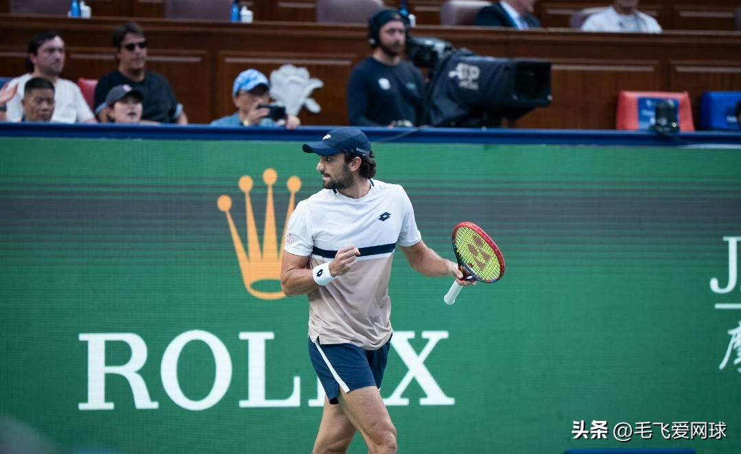 包含德国网球队碾压美国网球队，瓦林卡送出助攻的词条