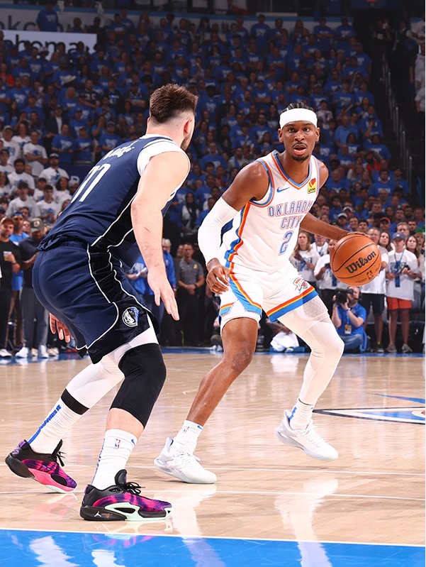 法国队大胜晋级，迎来胜利辉煌照亮征程的简单介绍